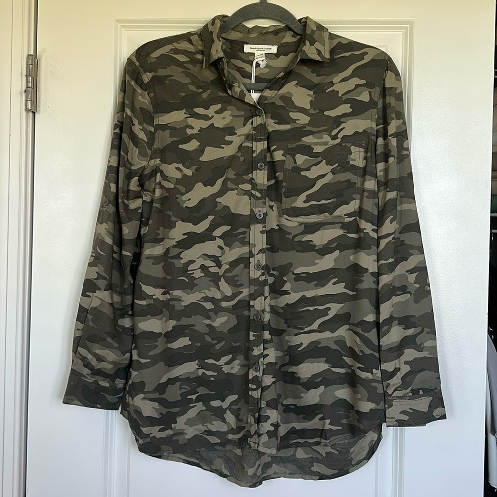 Beachlunchlounge Camo Buttondown